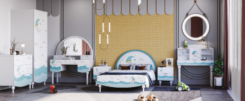 Moon in cloudy sky Bedroom Set (Blue)